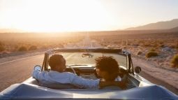 couple on road trip